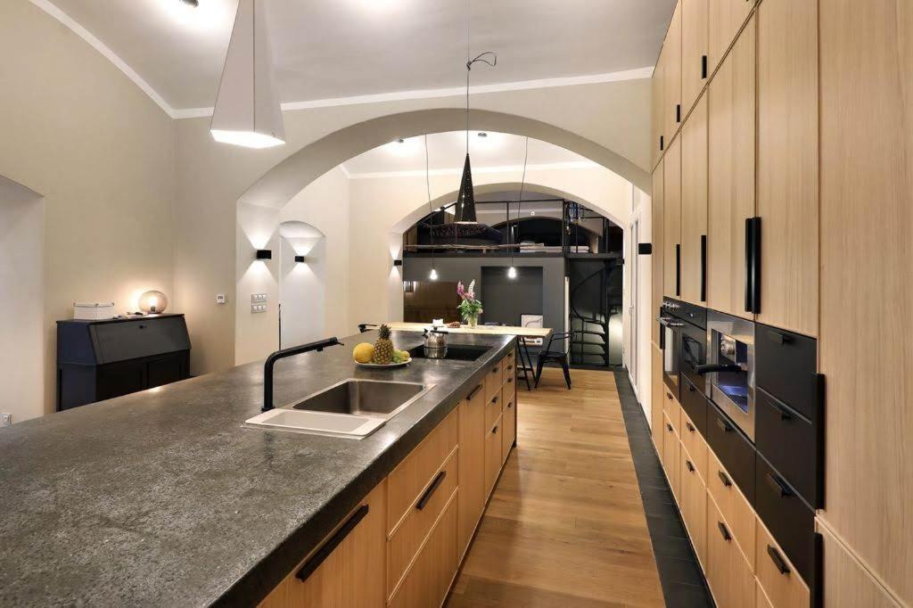 Design Loft 2 Minutes To Wenceslas Square Daire *