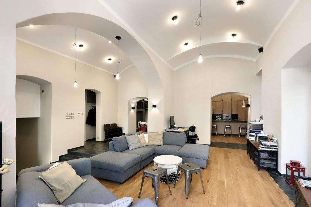 Design Loft 2 Minutes To Wenceslas Square Daire