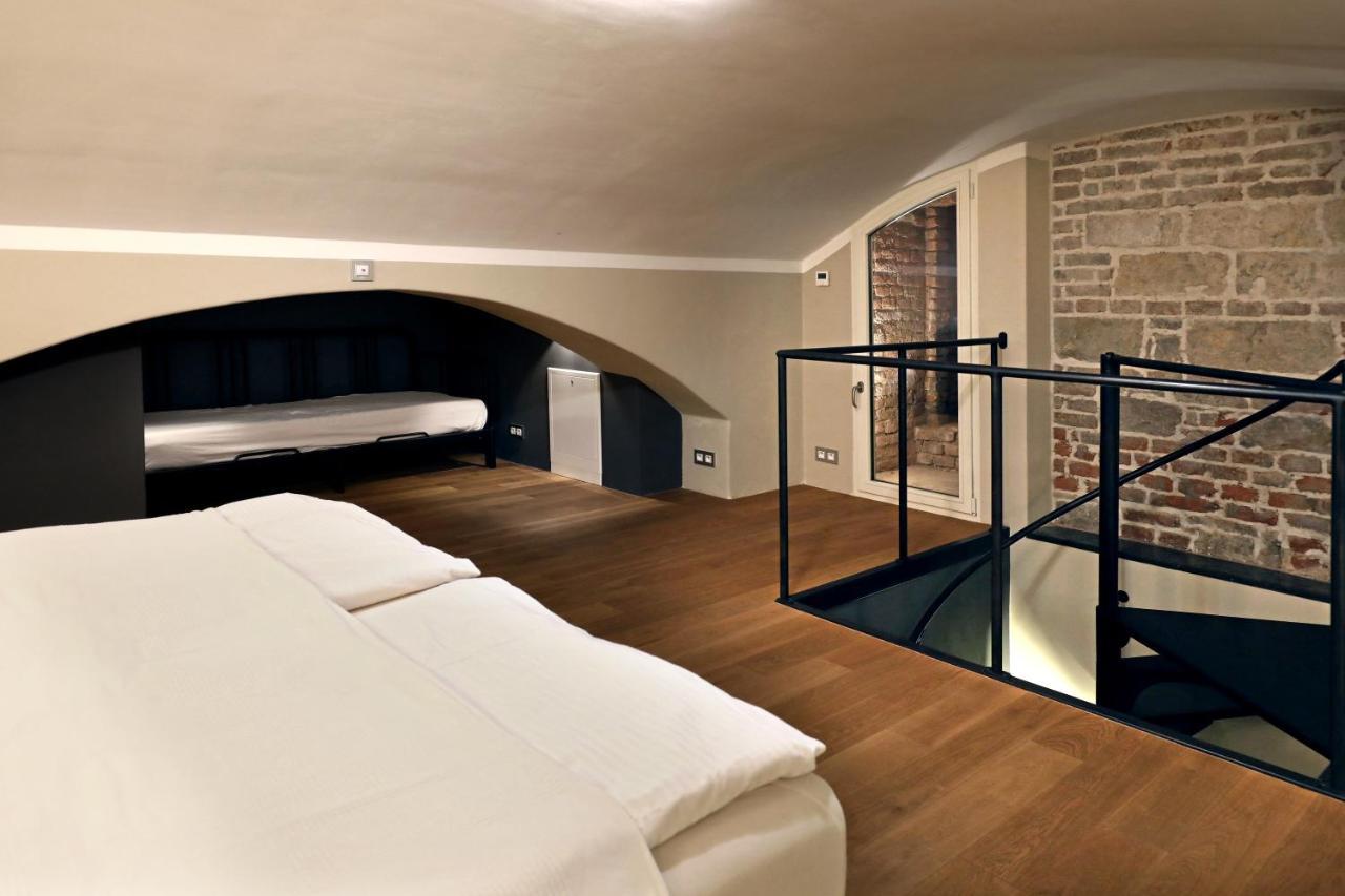 Design Loft 2 Minutes To Wenceslas Square Daire
